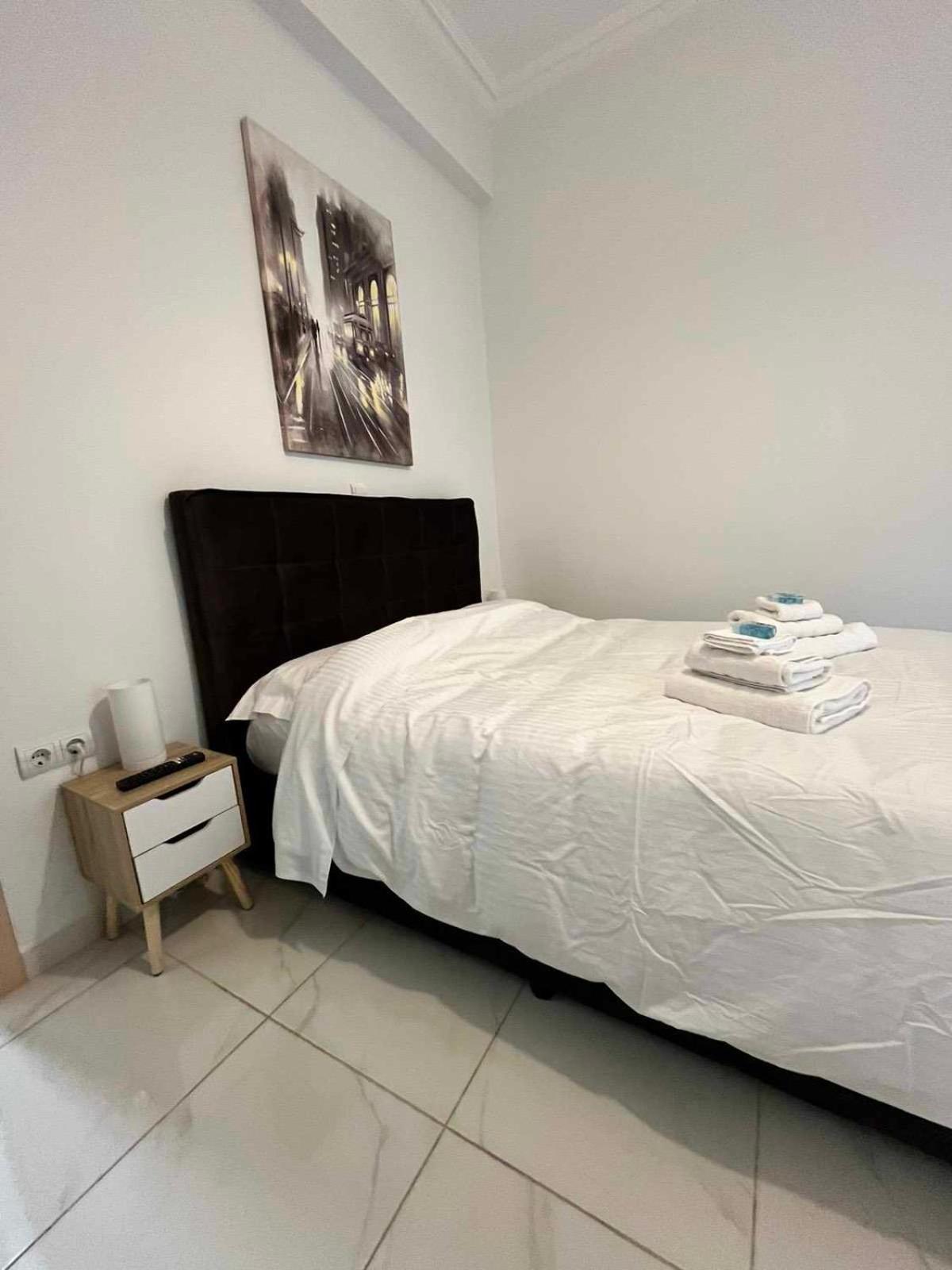 Elegant & Modern Apartment Near To Athens Riviera بيرايوس المظهر الخارجي الصورة