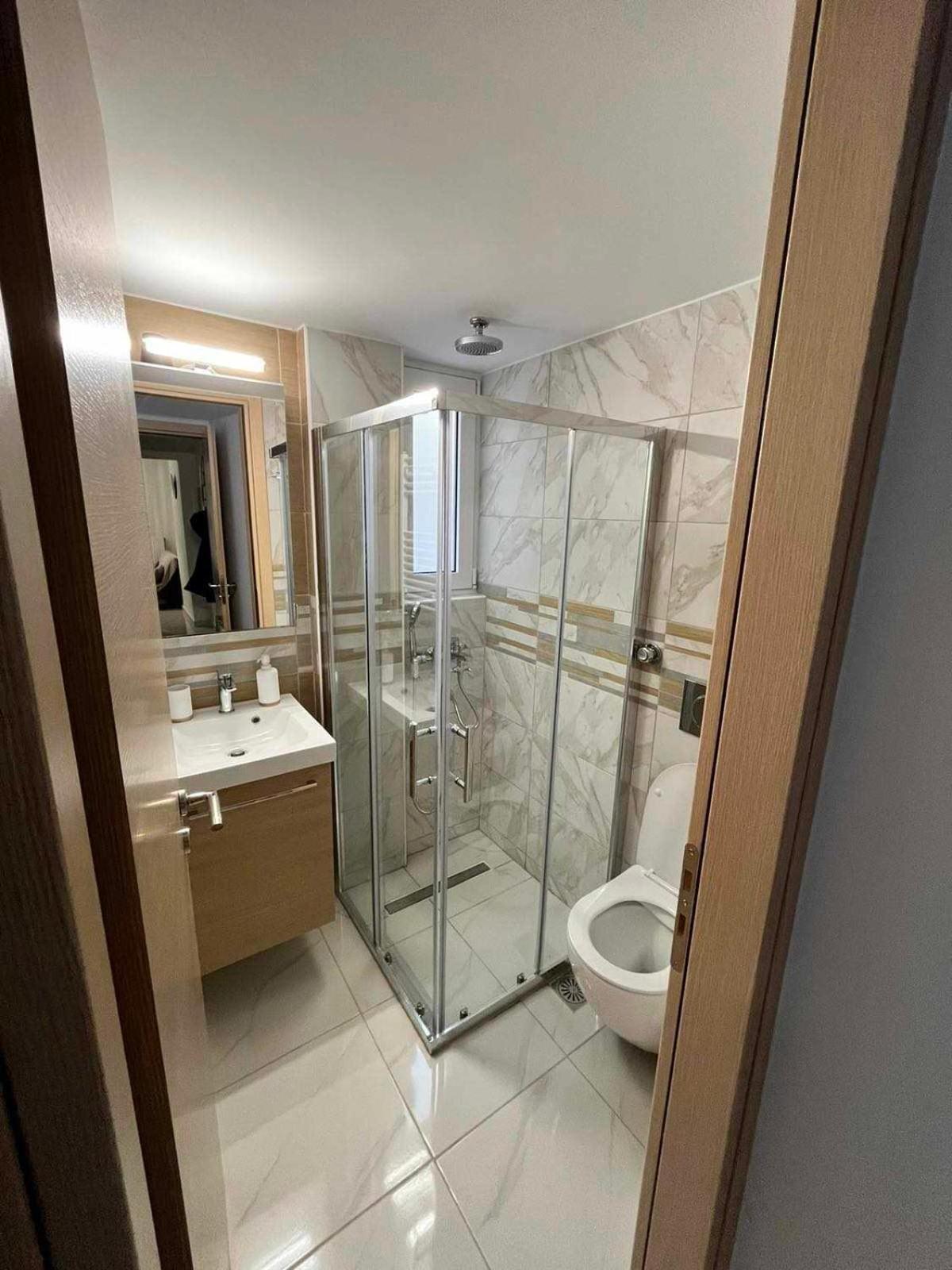 Elegant & Modern Apartment Near To Athens Riviera بيرايوس المظهر الخارجي الصورة